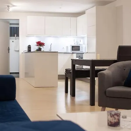 Apartment 2,5 Zi Design Loft Mit Gartensitzplatz *